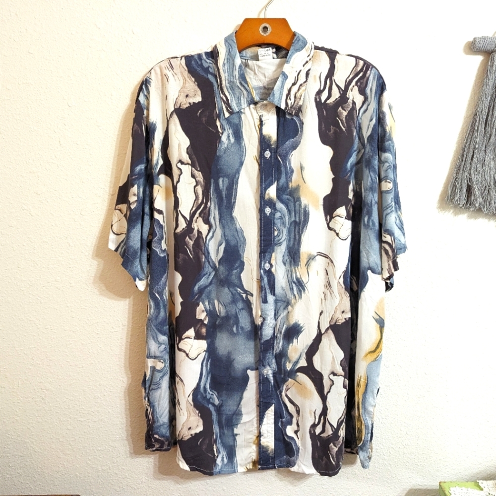 Abstract Blue Gray Button Down Short Sleeve  Shirt